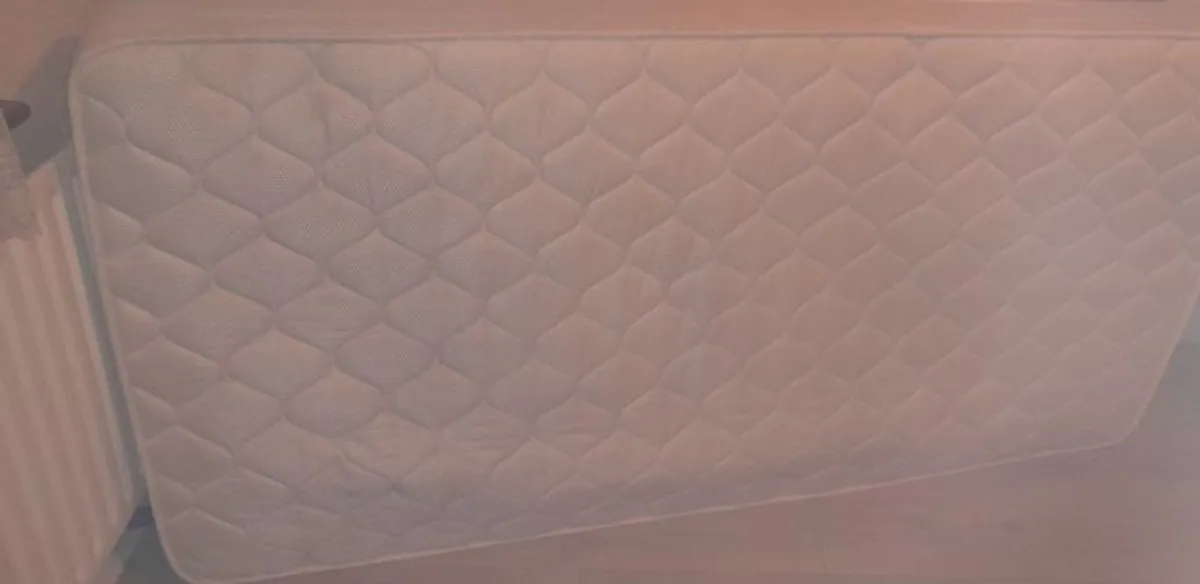 single size pocket sprung mattress (medium soft) - Image 2