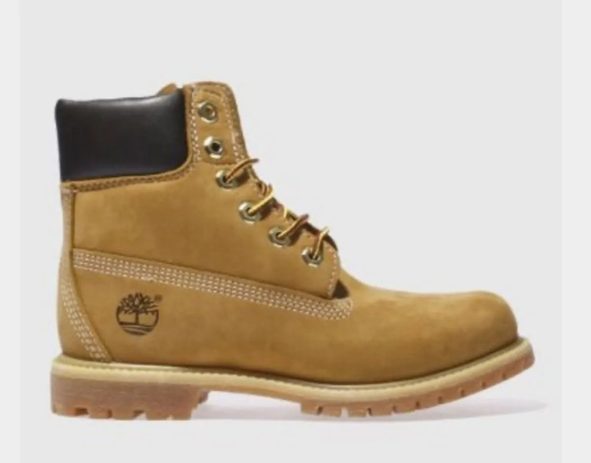 BNWT Premium Timberland Boots 6-Inch Natural Size - Image 1