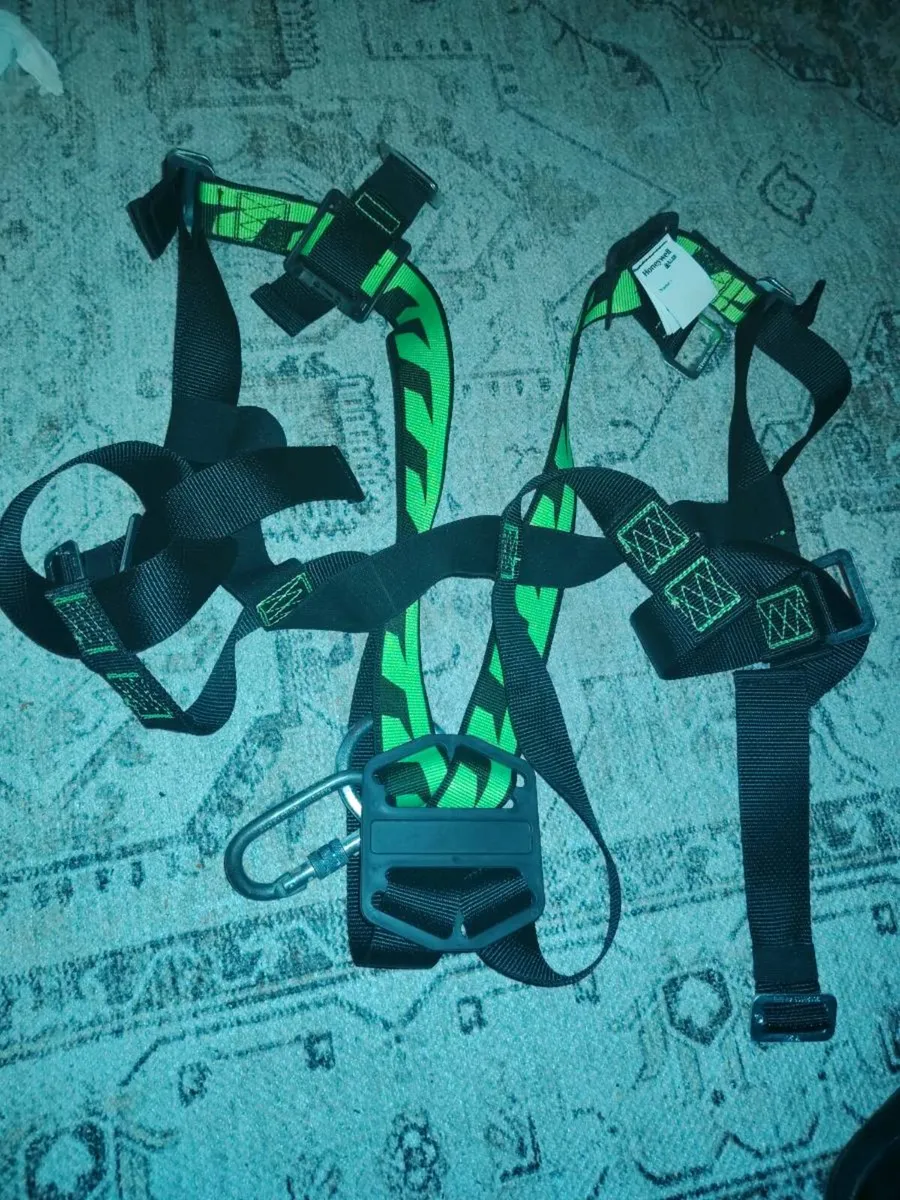 Honeywell Miller Safety Harness