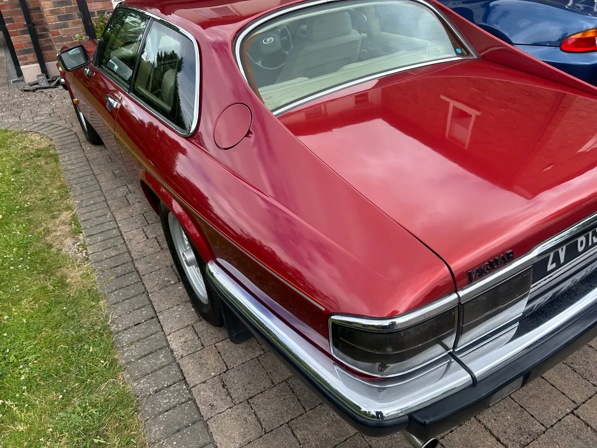 Jaguar XJ 1991 - Image 3