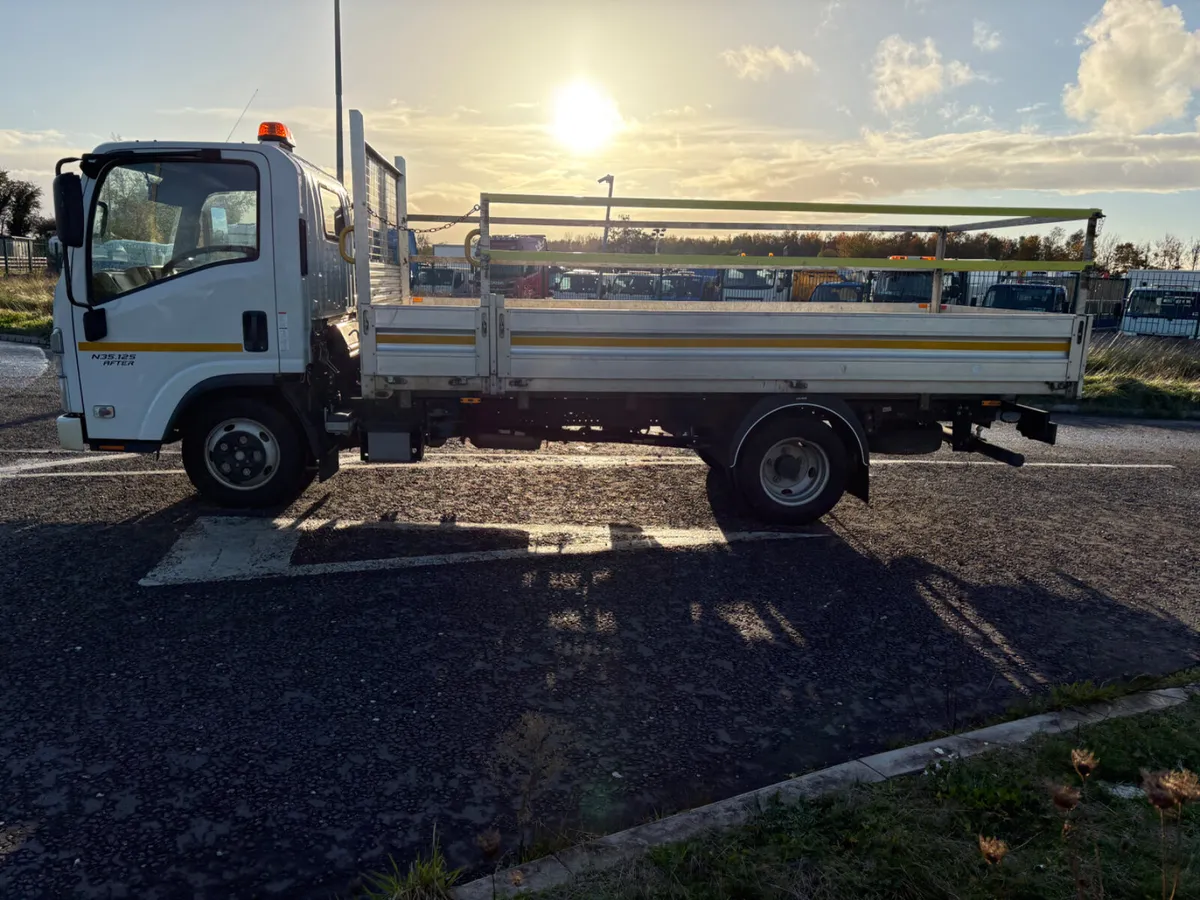 Isuzu 3.5 Ton - Image 4