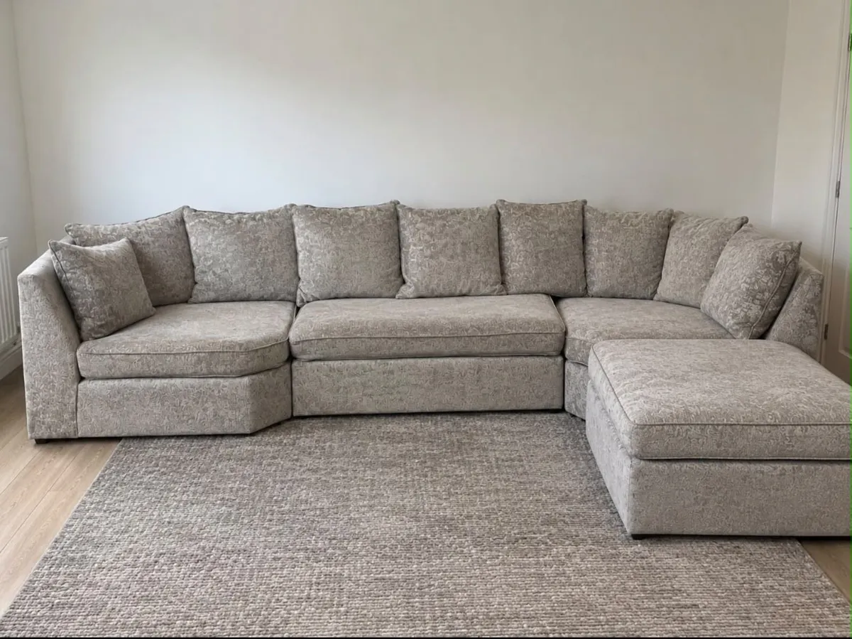 Large corner sofa - Image 1