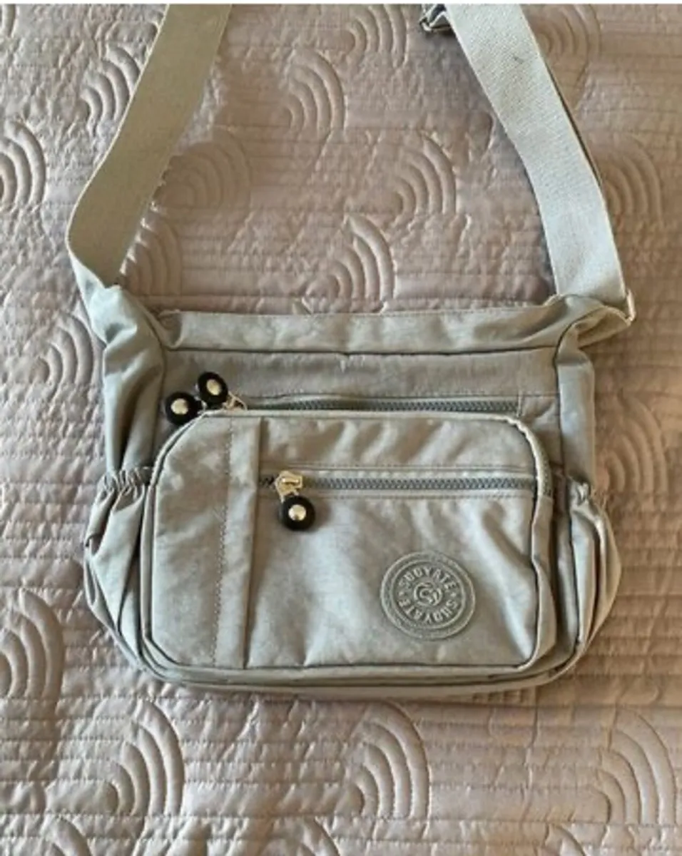 BNWT Grey Satchel Bag - Image 2