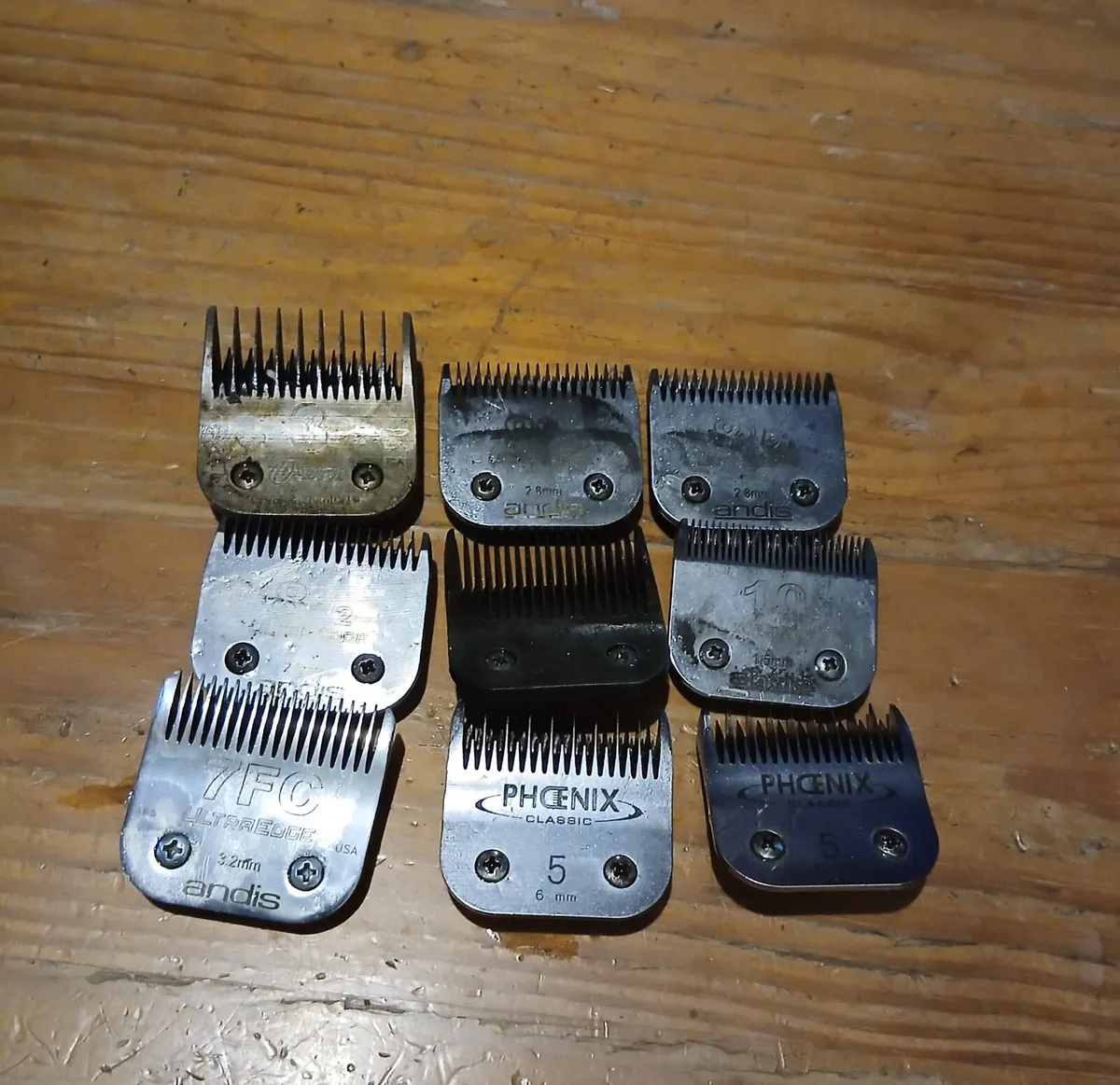 Dog grooming clippers and blades - Image 2
