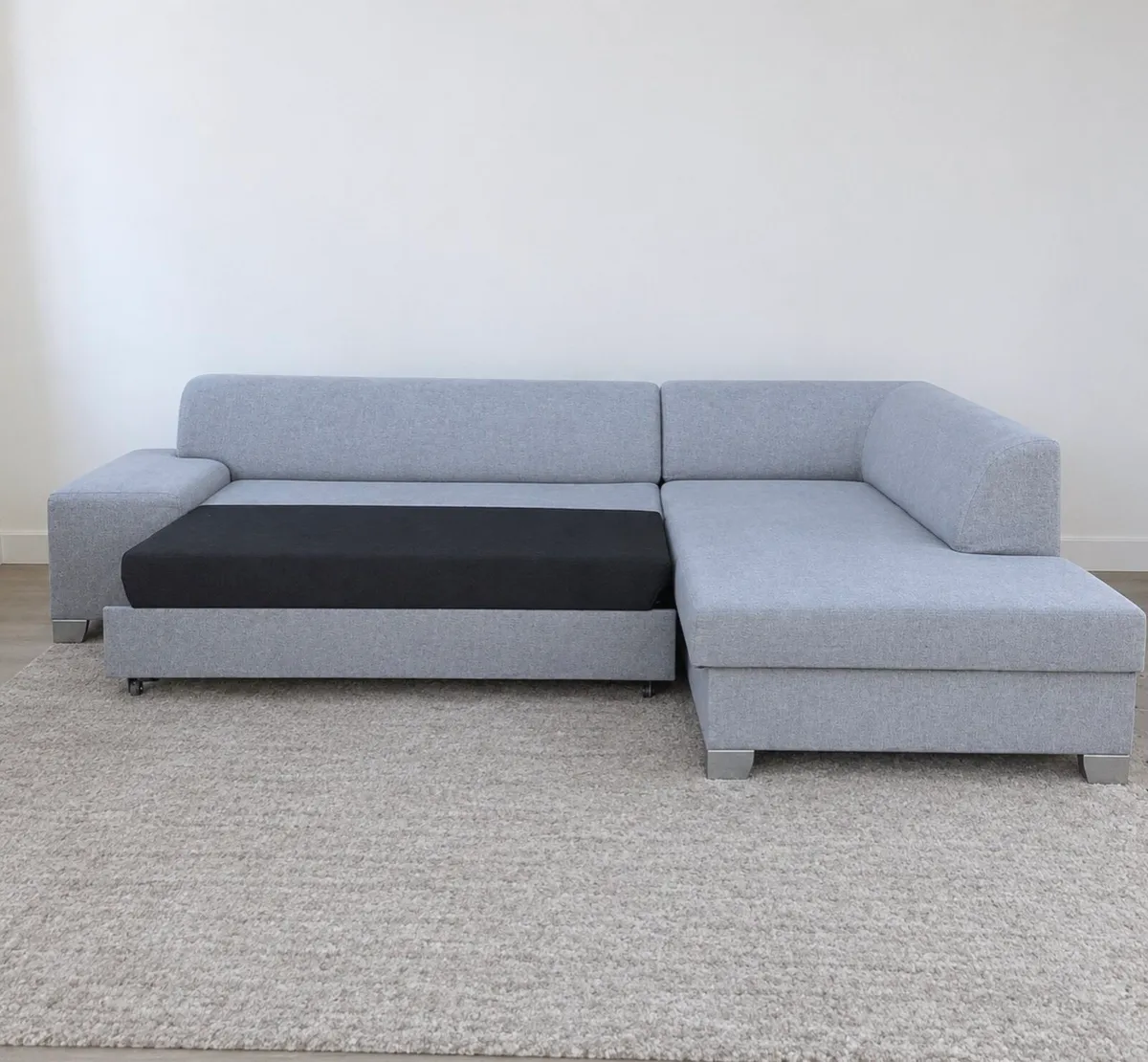 Large l sofa /sofabed - Image 2