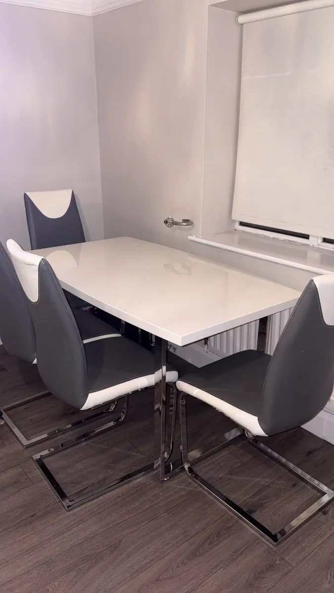 Dining Table & 4 Chairs - Image 4