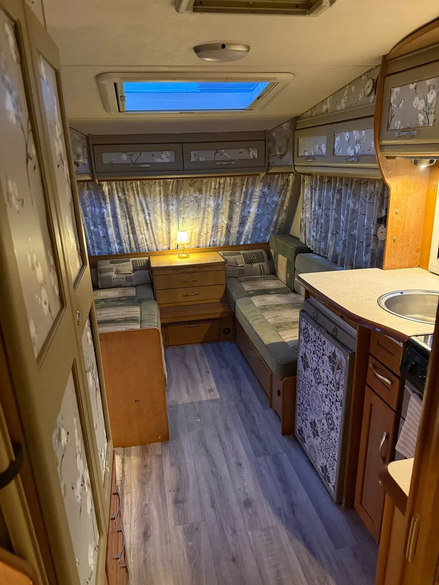 2004 Fixed Bed Cessacarr Cameo 625 GL - Image 2
