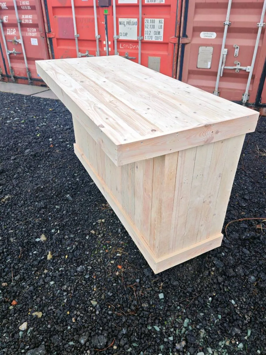 Rustic kitchen island with overhang - Image 1