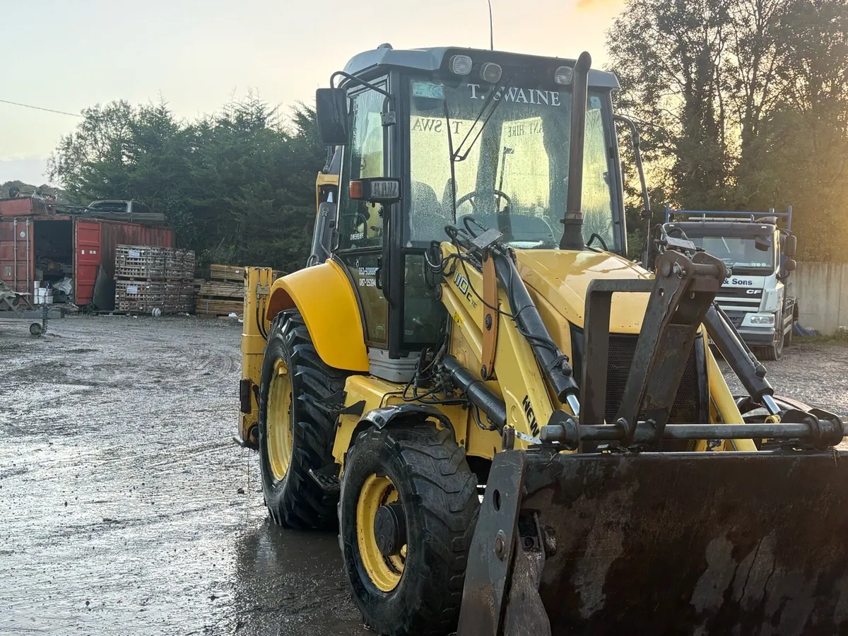 New Holland 110c - Image 2