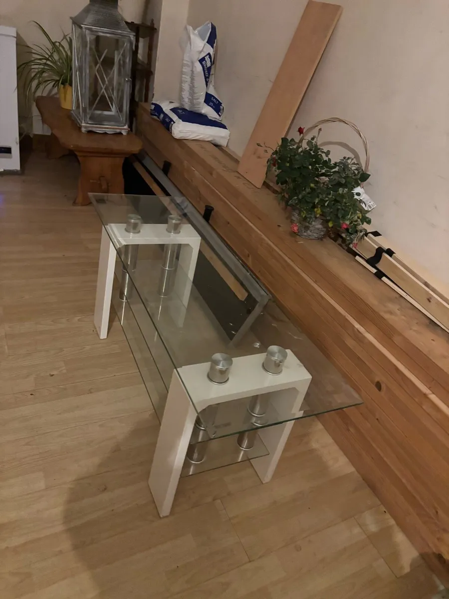 Tv stand white - Image 1