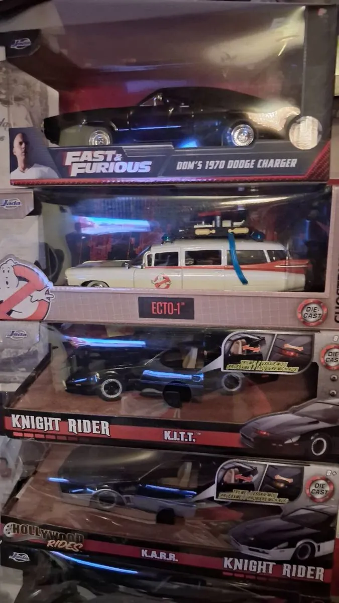 Model Cars and Sci-Fi - Image 1