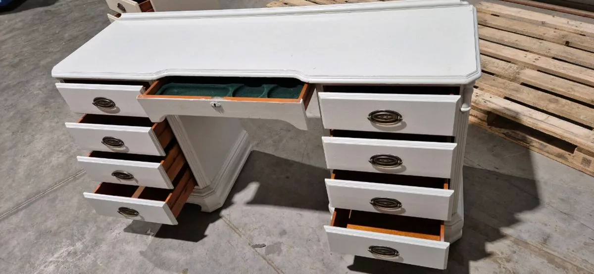 Vanity unit and mirror + cabinet - Image 2