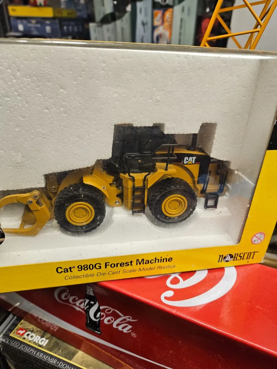 Corgi Norscot Caterpillar Log Loader 1.50 - Image 2