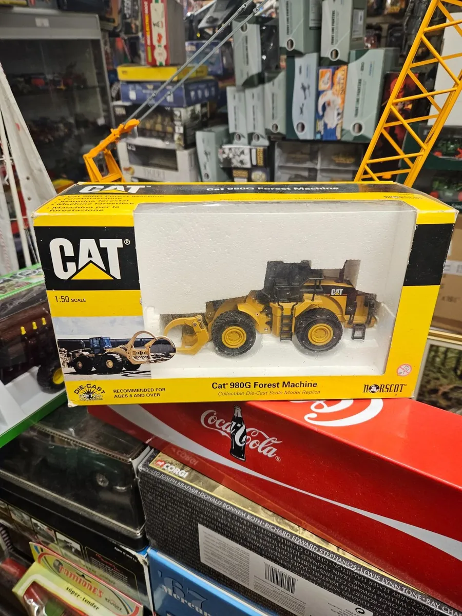 Corgi Norscot Caterpillar Log Loader 1.50 - Image 1