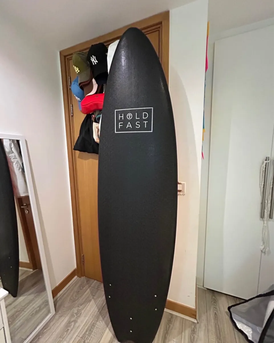 Surfboard - Image 4