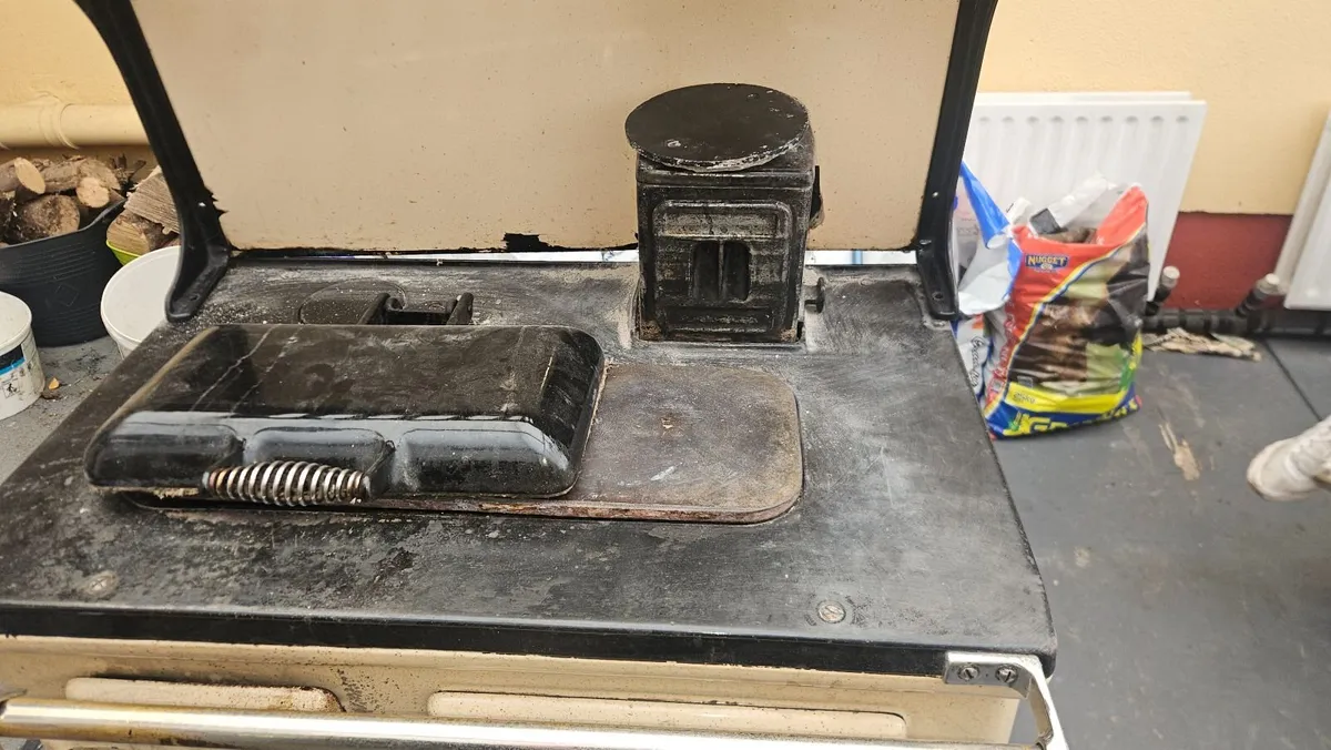 Wellstood second hand stove - Image 1