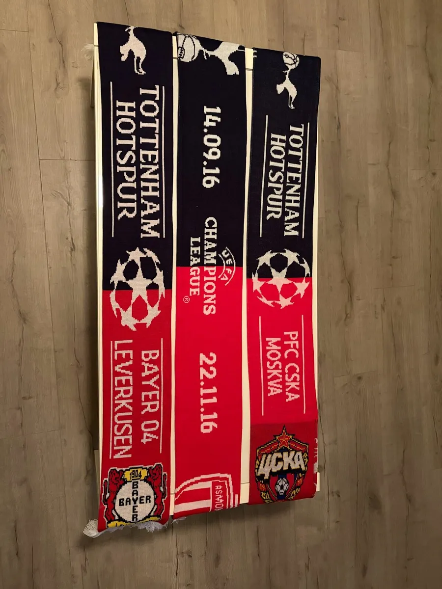 Football Scarves - Image 3