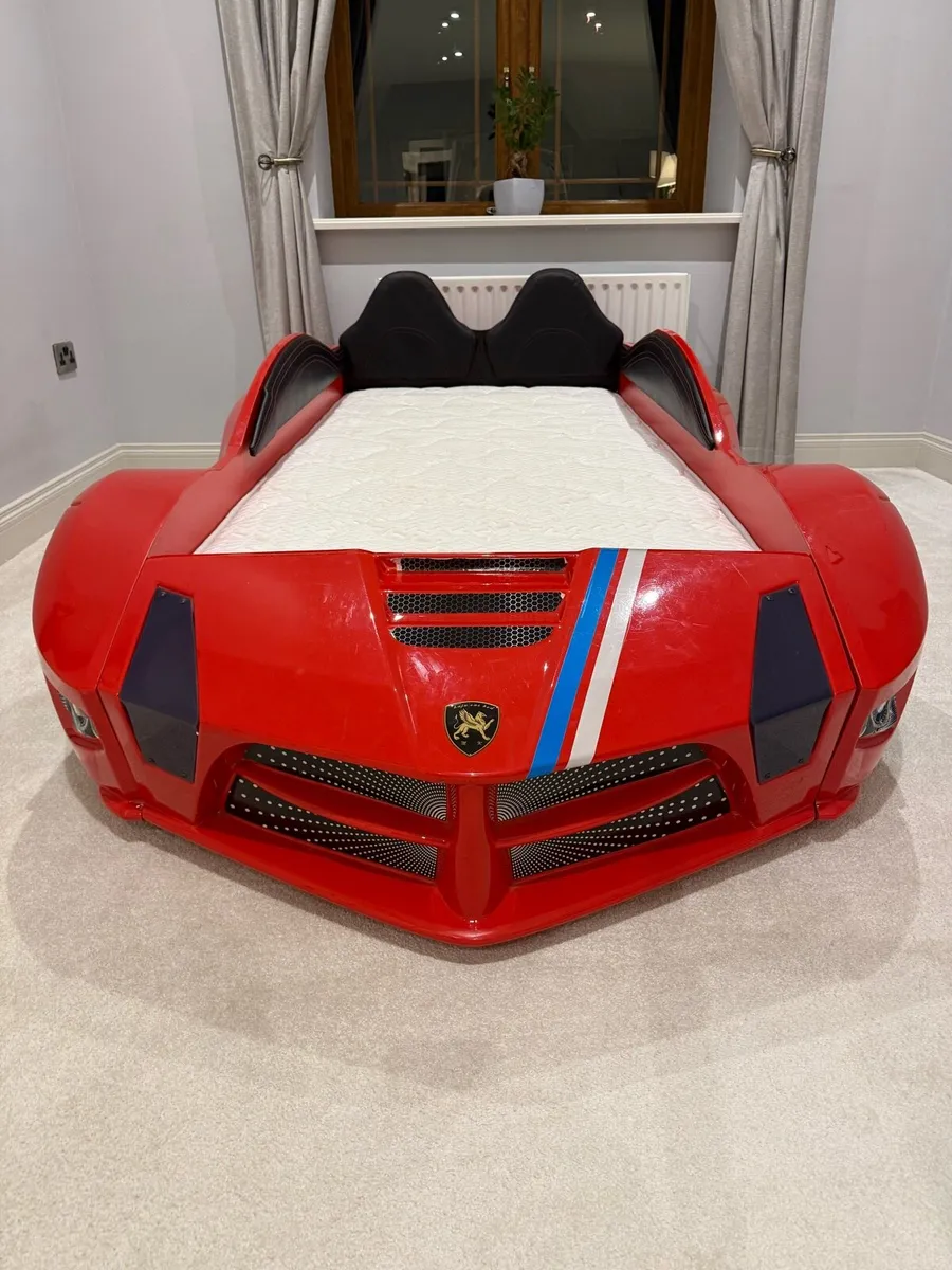 Kids sport car bed - Image 3