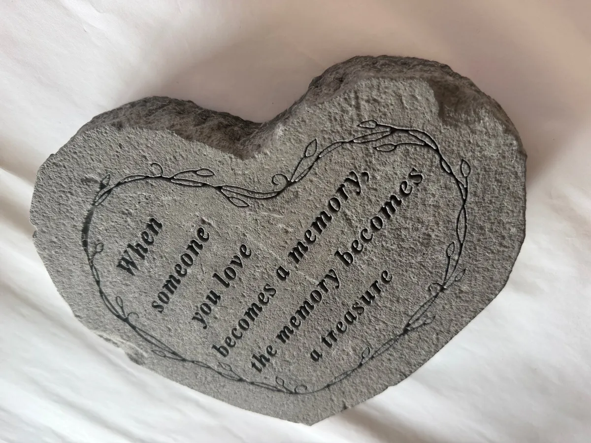 Memorial Heart Stoe - Image 4