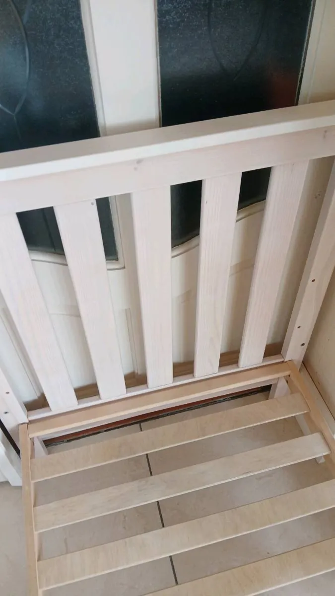 Toddler bed. 140 x 70. - Image 4