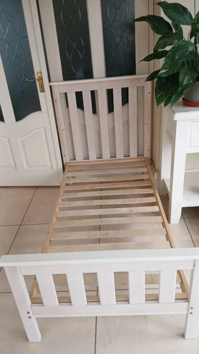 Toddler bed. 140 x 70. - Image 1