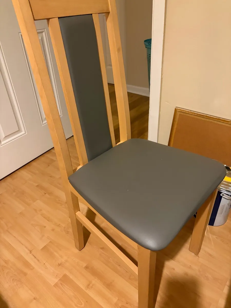 Kitchen/Dining Room Chairs - Image 2