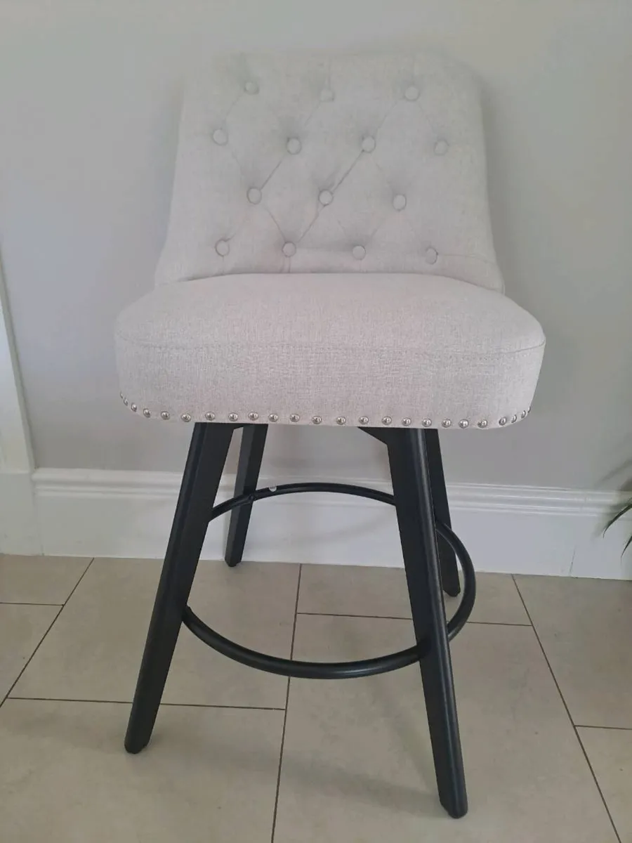 Kitchen Island barstools x 4 - Image 1