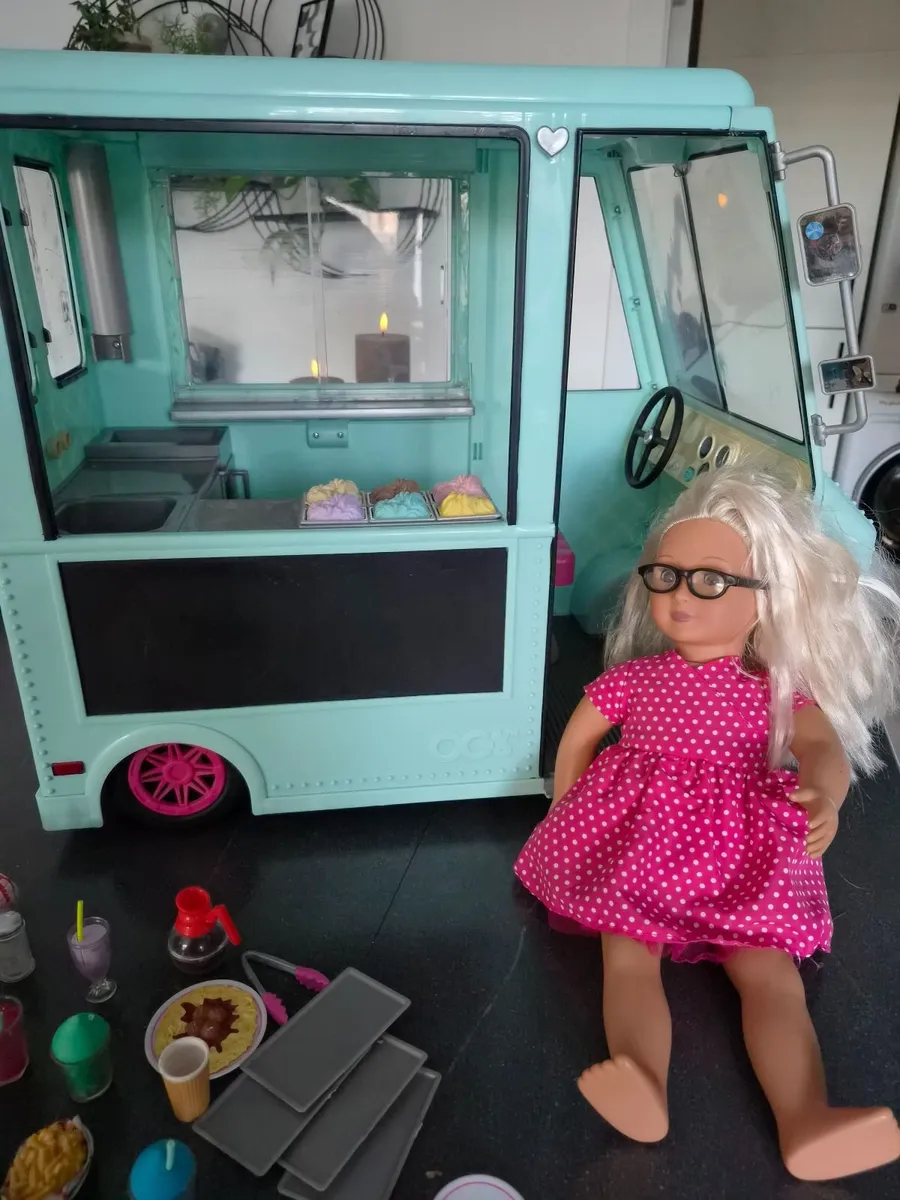 Our Generation Sweet Stop Ice Cream Truck Playset. - Image 1