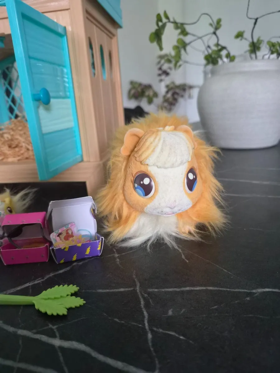Toys - Image 2