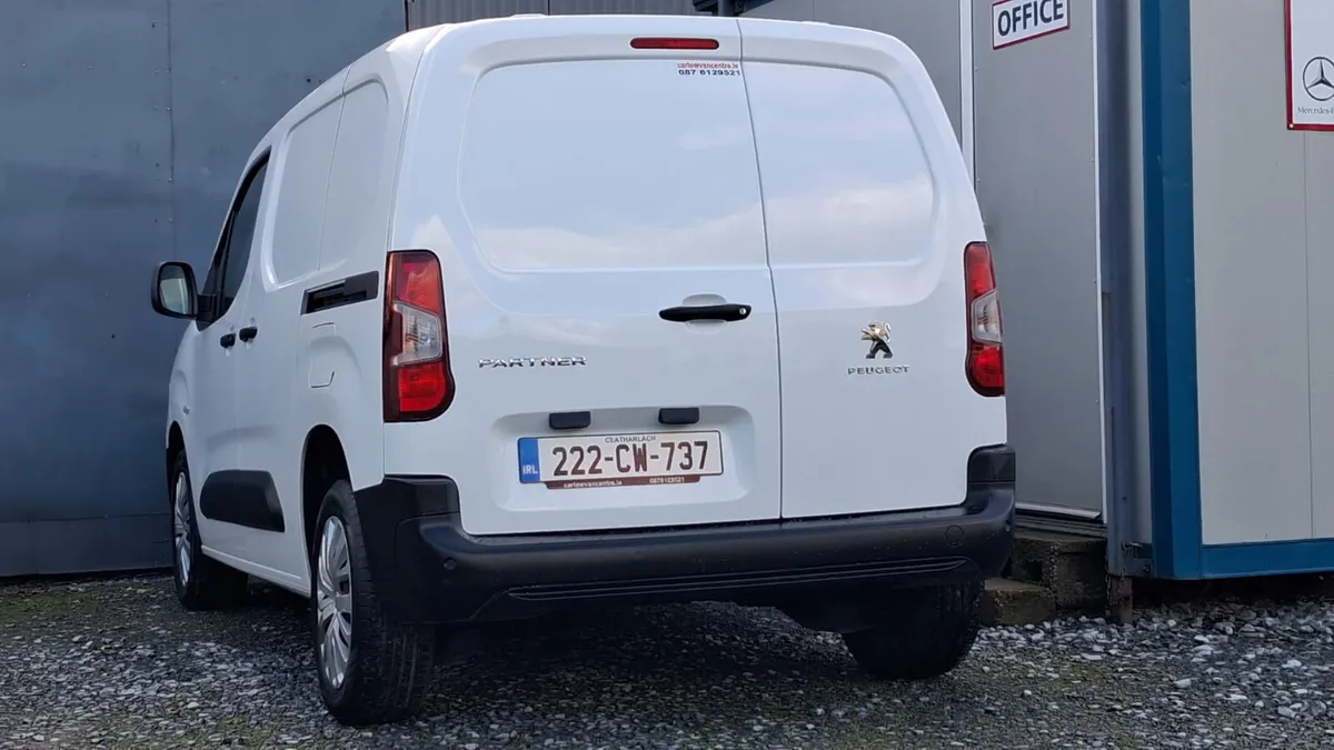 222 Peugeot Partner 1.5 blue hdi 100 Professional - Image 4