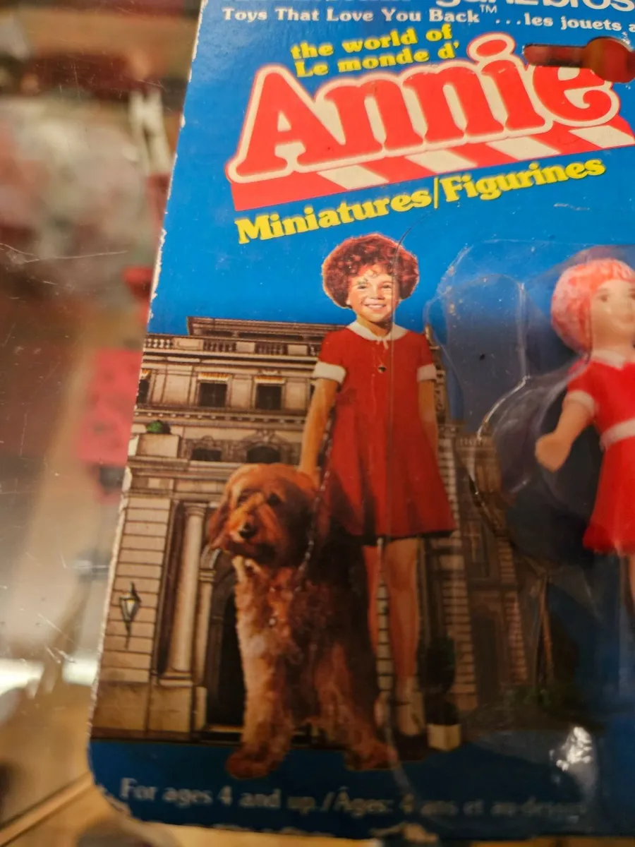 Vintage Annie Figure - Image 3