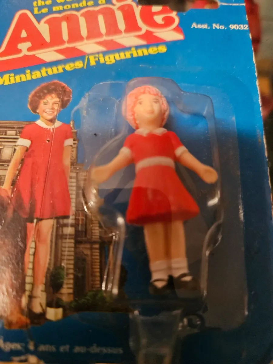 Vintage Annie Figure - Image 2