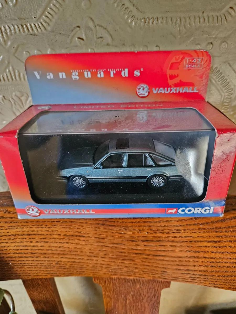Corgi Vanguards Vauxhall Cavalier - Image 4