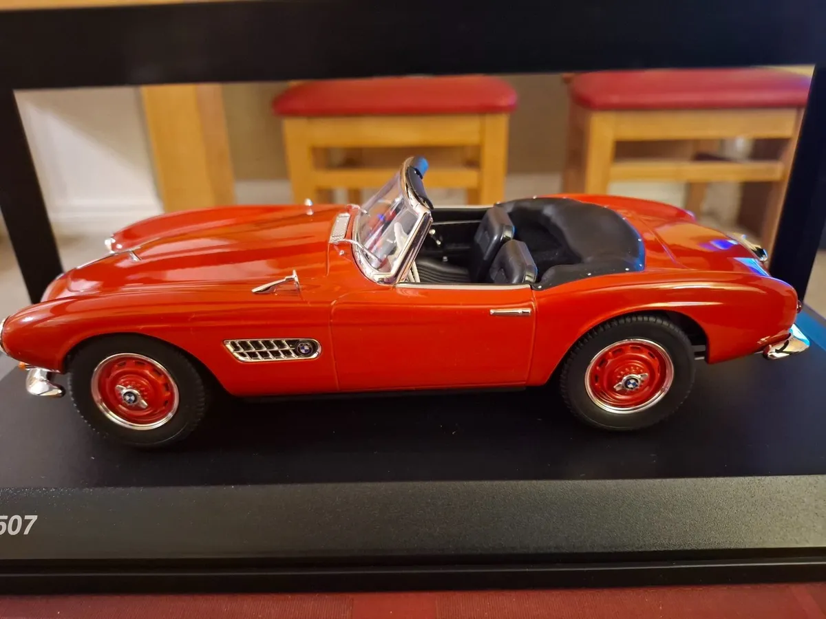 BMW 507 Cabriolet 1956 - BMW Dealer Edition - 1/18 - Image 2