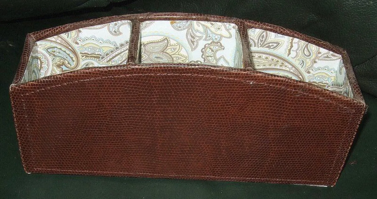 Pristine Vintage Harrods Desk Organiser - Image 2