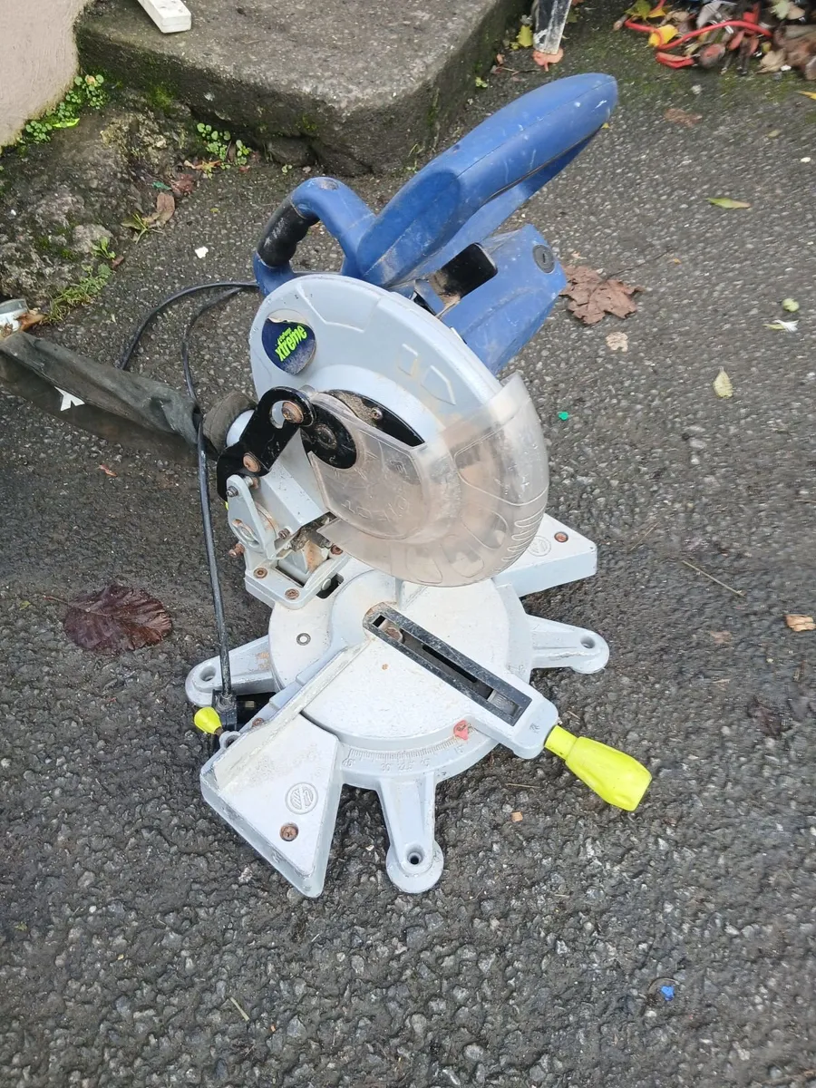 Chop saw working perfect priced 70e - Image 4