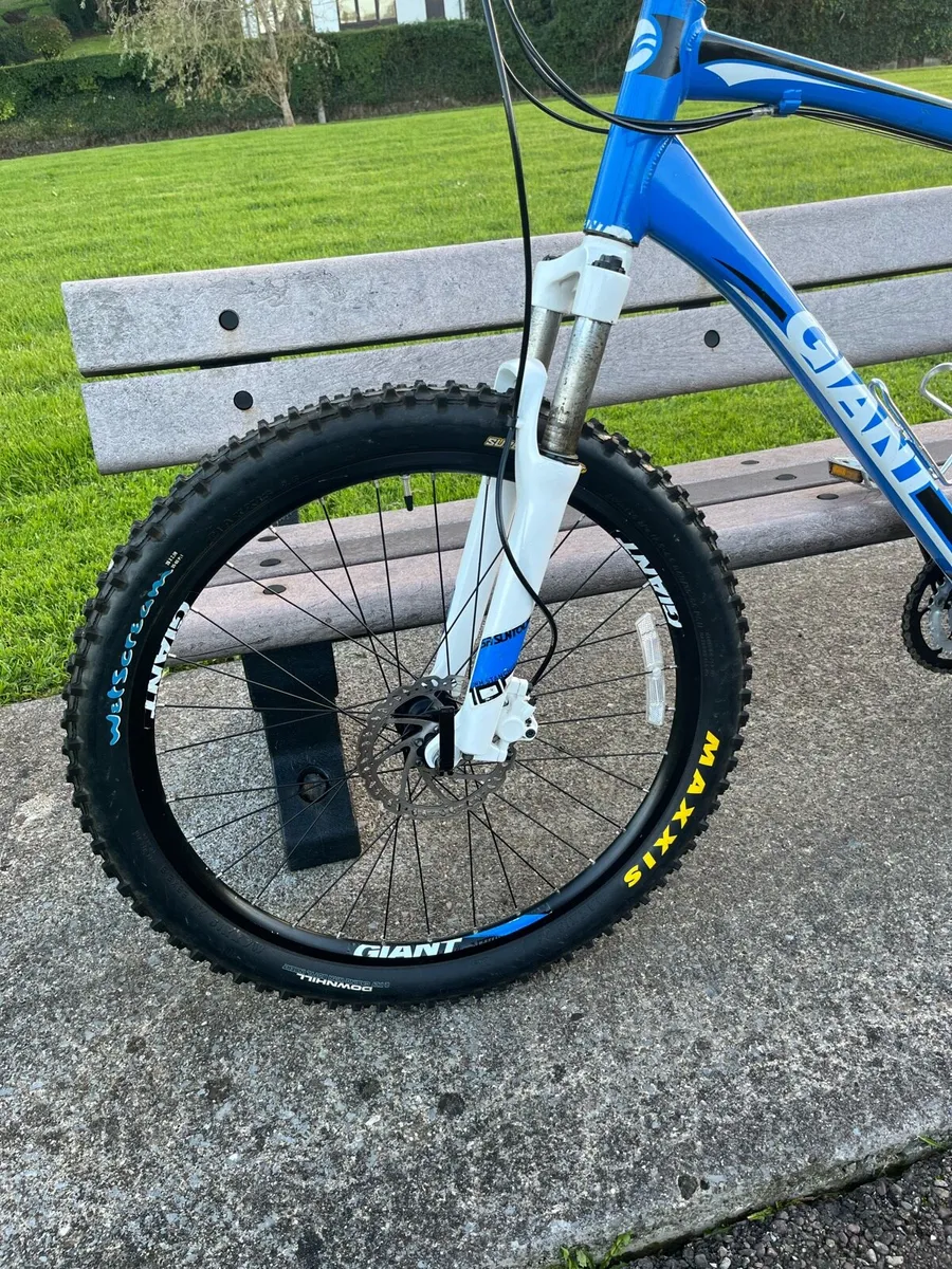 Giant Revol Mountain bike. - Image 4