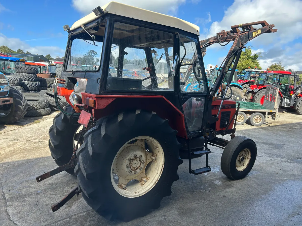 1989 Zetor 6211 with Loader - Image 4