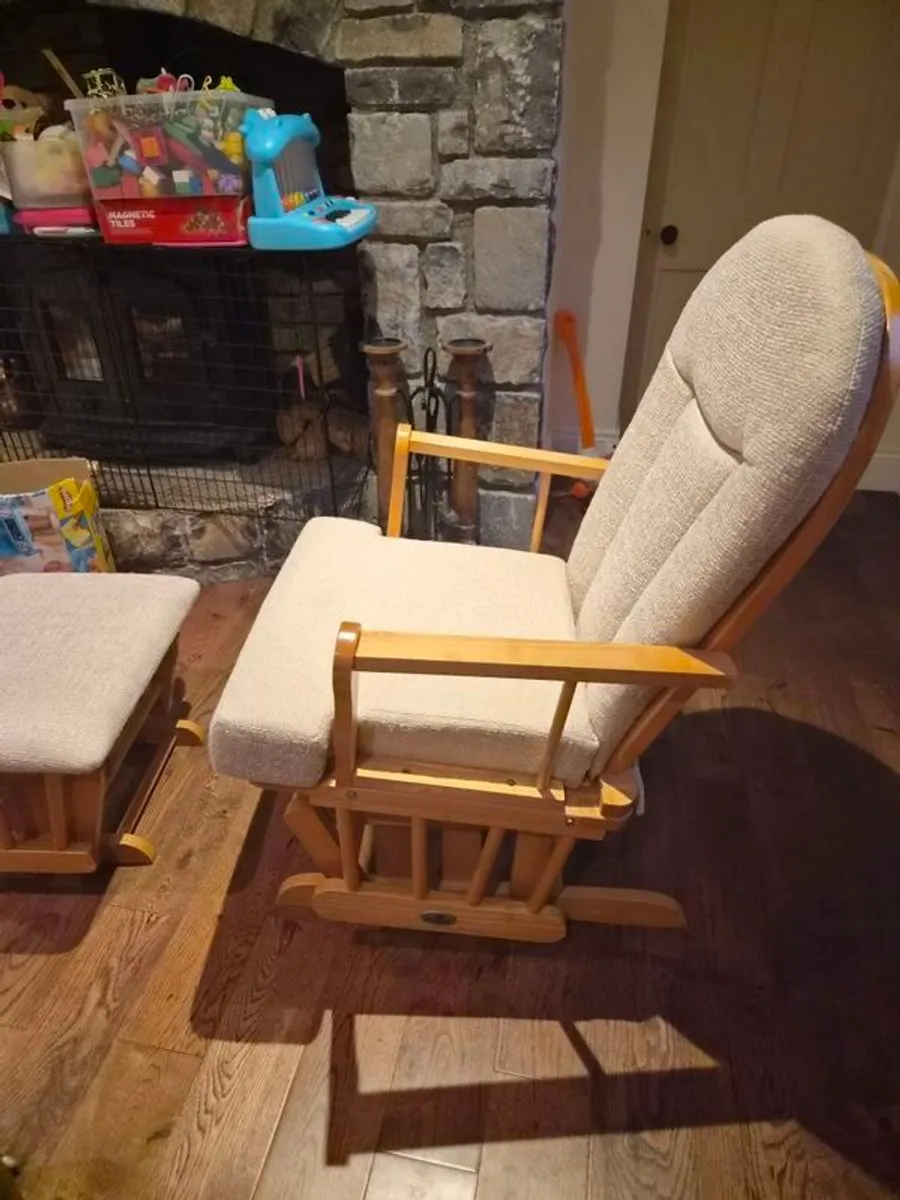 Baby rocking chair - Image 1
