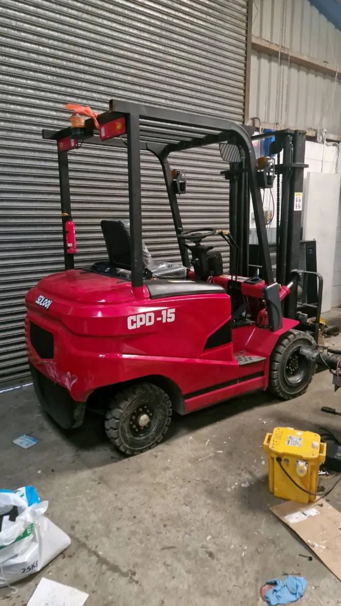 Electric forklift brand new