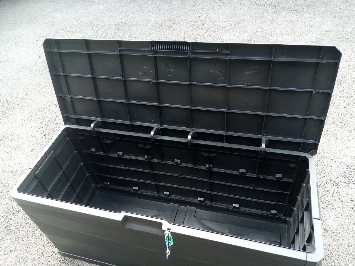 Storage box - Image 1