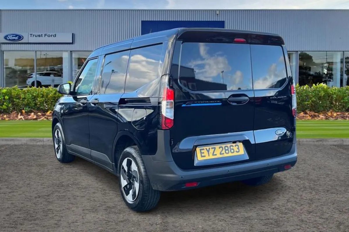 Ford Other Trend AUTO 100kW 46kWh - Image 2
