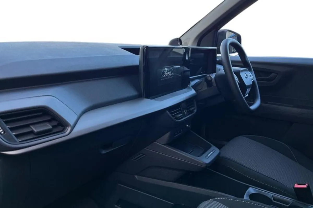 Ford Other Trend AUTO 100kW 46kWh - Image 3