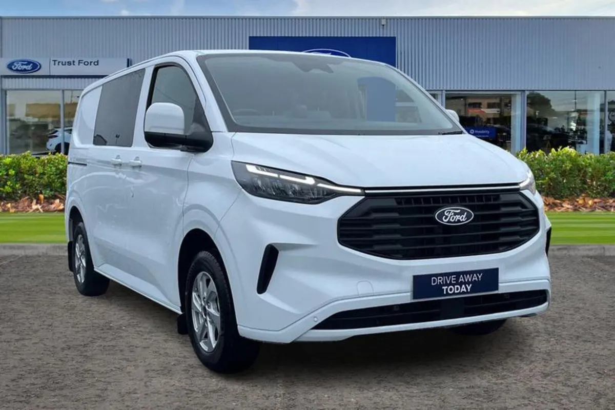 Ford Transit Custom 320 Limited L1 SWB Double Cab - Image 1