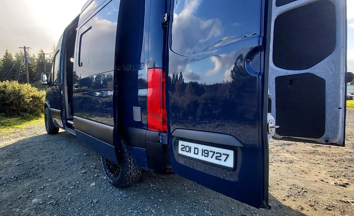 Mercedes sprinter camper - Image 4