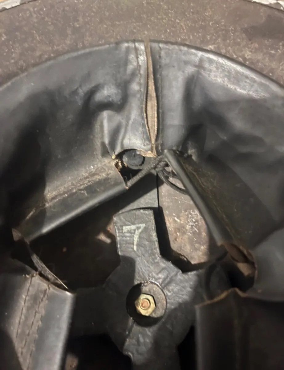 Untouched 1940 WW11 British MKII war helmet - Image 2