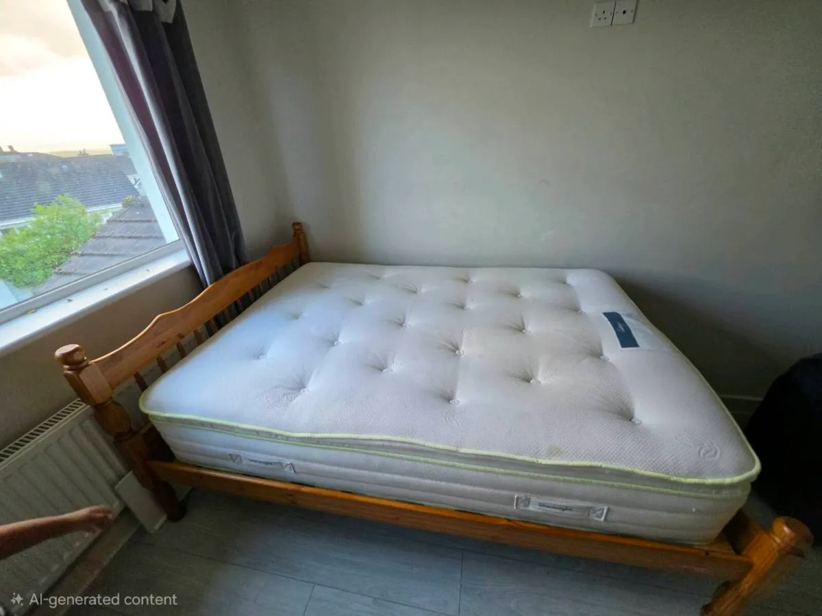Double bed and mattress ×2  and side lockers x 2 - Image 1