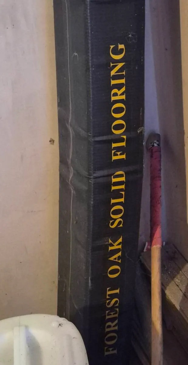 Unopened BOX OF REAL SOLID OAK WOOD FLOORING - Image 1