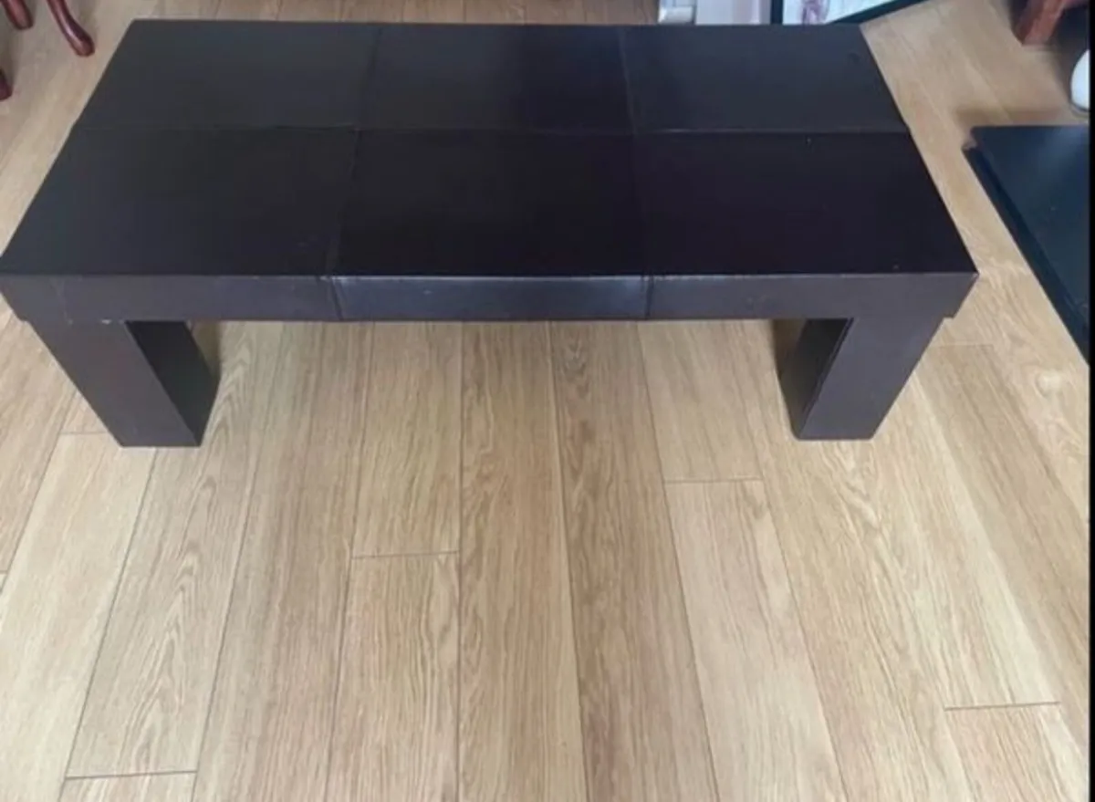 Coffee table - Image 1