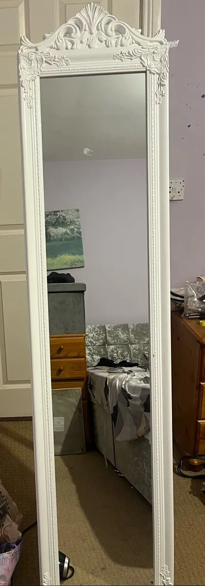 Mirror - Image 1